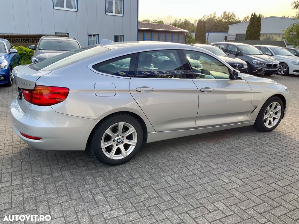 BMW Seria 3 320d Aut. Luxury Line - 4