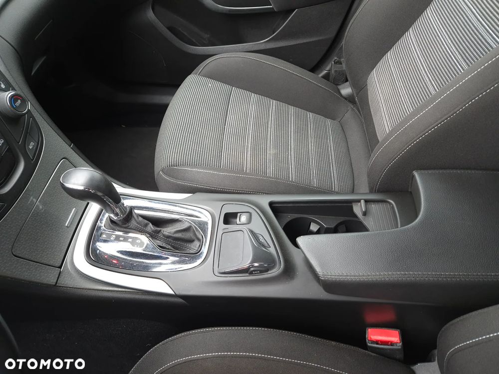 Opel Insignia 2.0 CDTI Active - 12