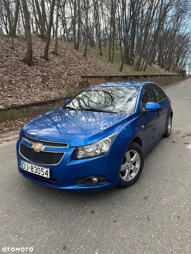 Chevrolet Cruze 1.6 LS - 2