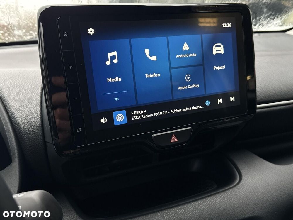 Toyota Yaris Hybrid 1.5 Style - 22