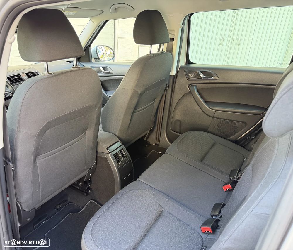 Skoda Yeti 1.6 TDI Greenline Elegance - 26