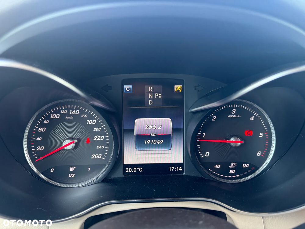 Mercedes-Benz GLC - 6