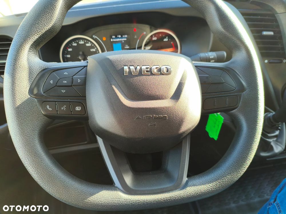 Iveco Daily 35S16A8V MAX długi, automat - 15