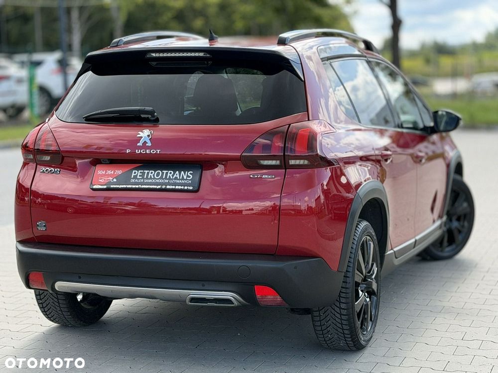 Peugeot 2008 - 11