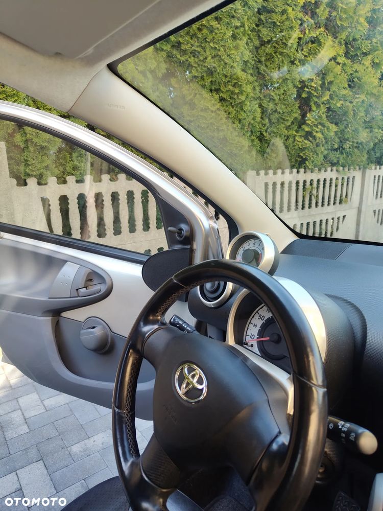 Toyota Aygo ckIN2U - 12