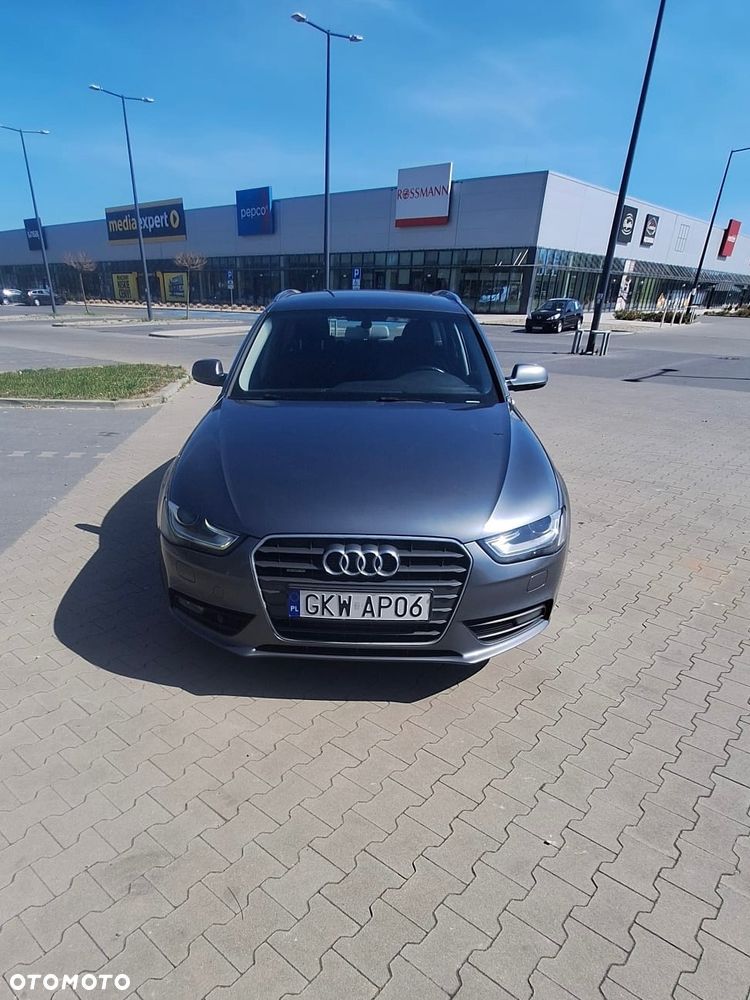 Audi A4 Avant 2.0 TDI DPF Ambition - 1