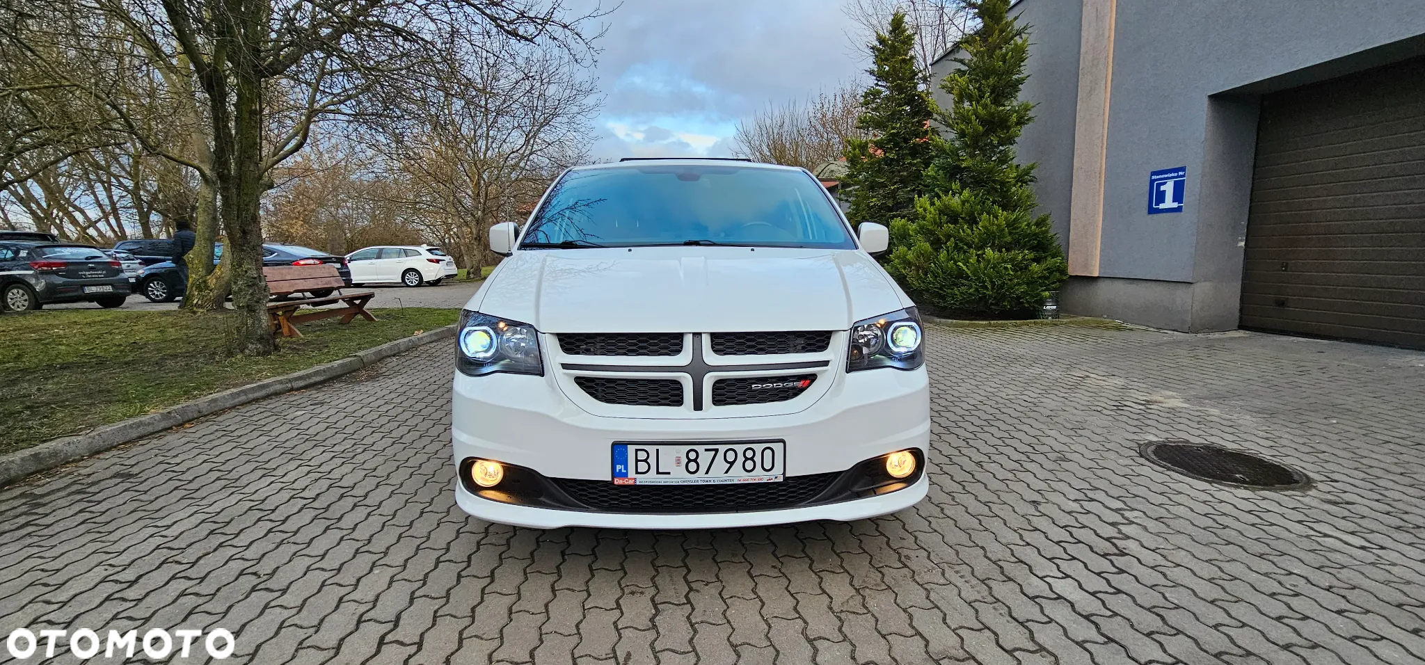 Dodge Grand Caravan - 23