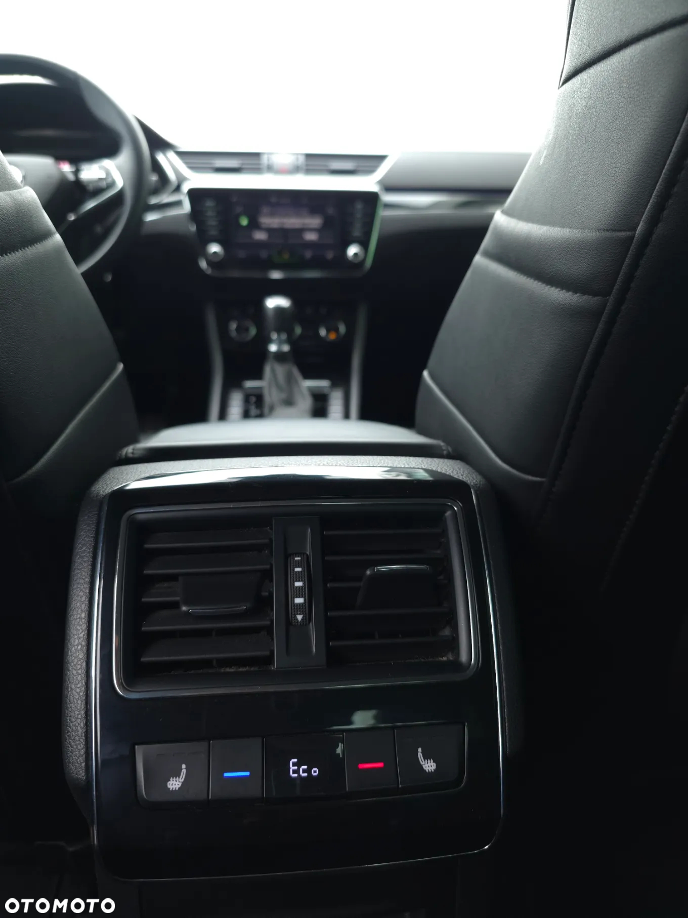 Skoda Superb 1.4 TSI Plug-In Hybrid L&K DSG - 16