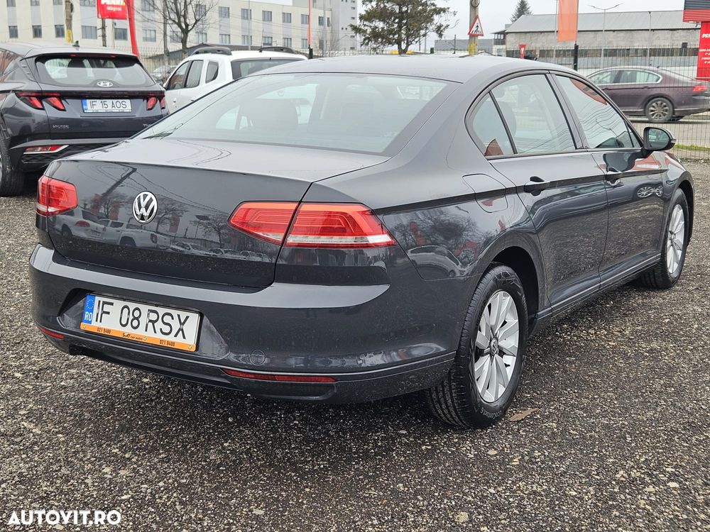 Volkswagen Passat Variant 2.0 TDI Trendline - 3