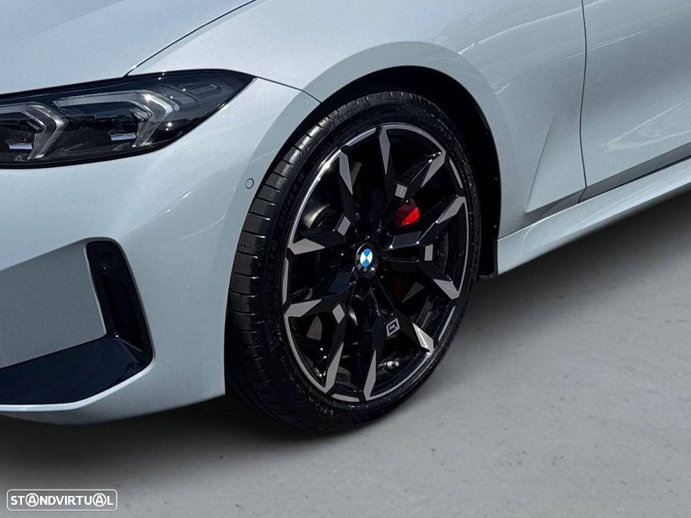 BMW 320 d Pack Desportivo M Pro Auto - 6