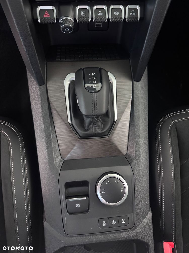 Volkswagen Amarok - 10