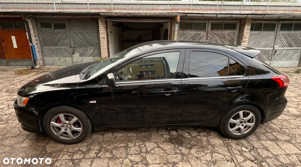 Mitsubishi Lancer - 5