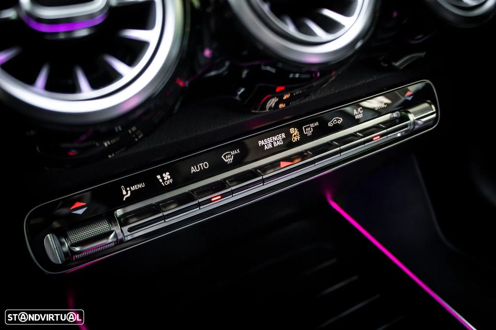 Mercedes-Benz GLB 200 d 4Matic - 28