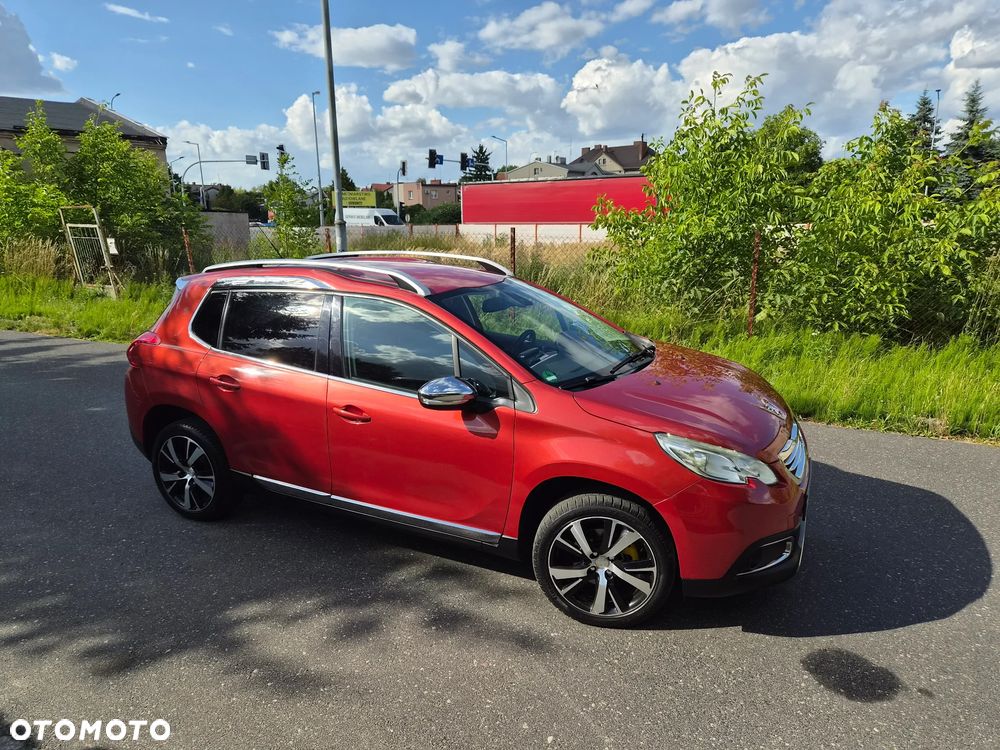 Peugeot 2008 BlueHDi FAP 120 STOP & START Allure - 4