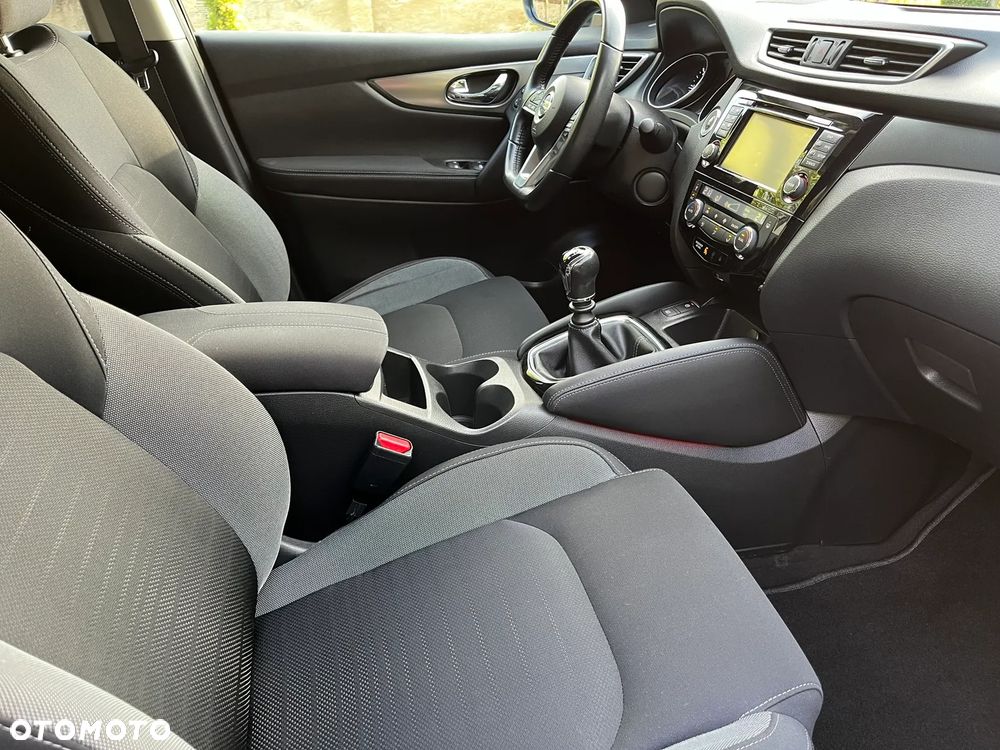 Nissan Qashqai 1.5 dCi N-Connecta - 15