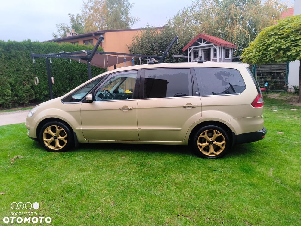 Ford Galaxy - 15