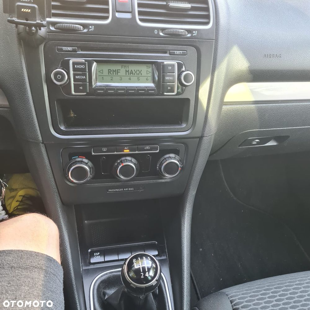 Volkswagen Golf 2.0 TDI Comfortline - 3