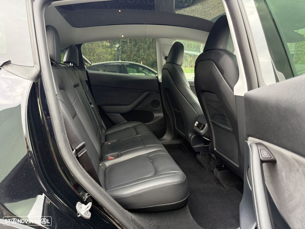 Tesla Model Y Performance Tração Integral - 18