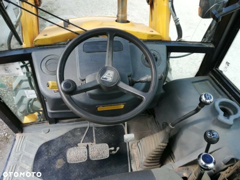 JCB 2cx - 11