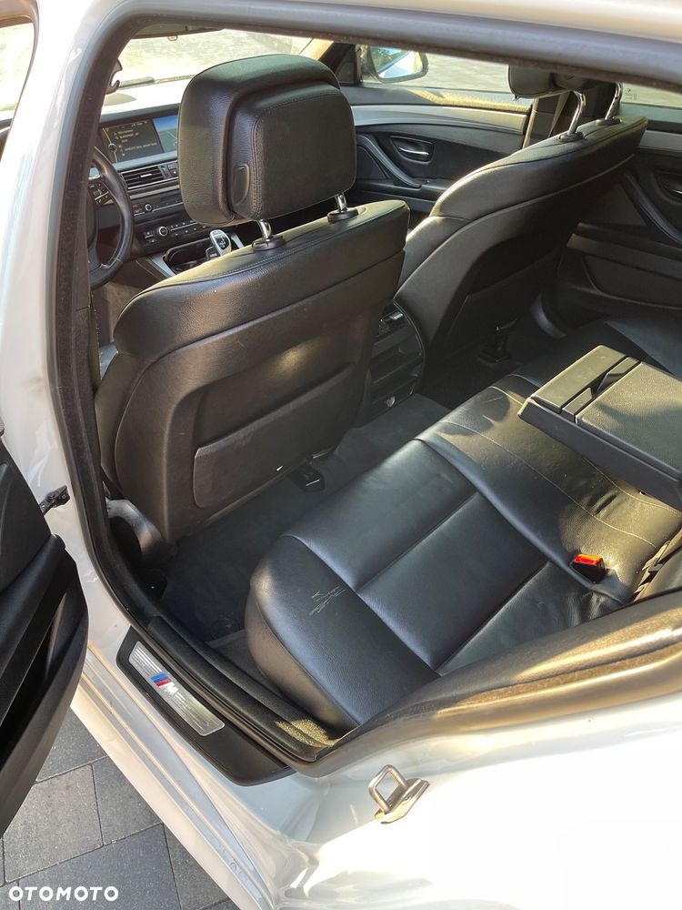 BMW Seria 5 520d Sport-Aut - 12