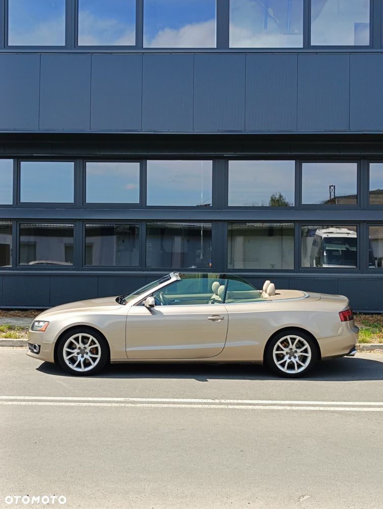 Audi A5 Cabrio - 6