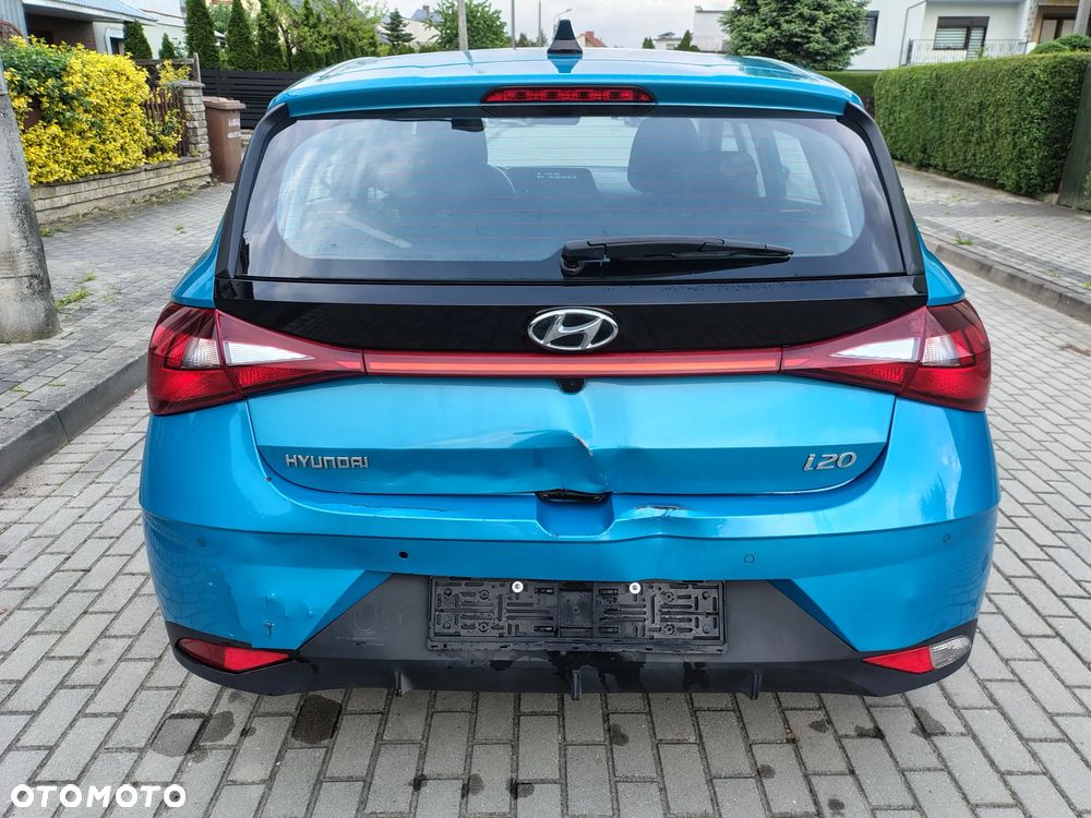 Hyundai i20 - 21