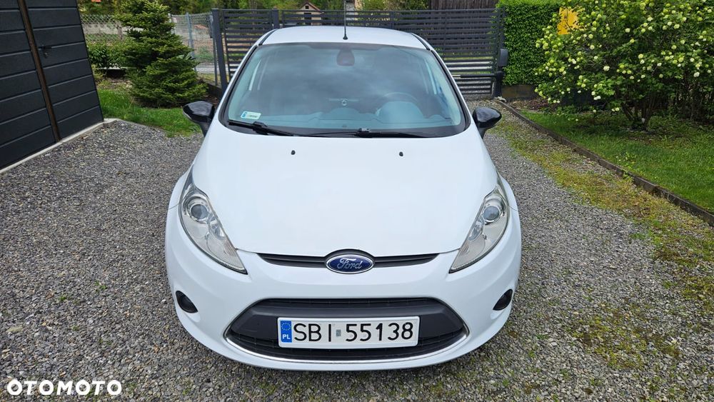 Ford Fiesta 1.6 TDCi Titanium - 11