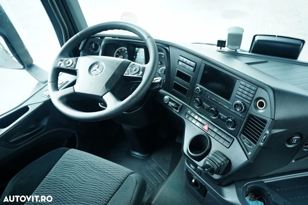 Mercedes-Benz AROCS 2658 / BASCULATOR 3 LATE / SARCINĂ UTILĂ 14 TONE / JANTE DIN ALIAJ / EURO 6 / - 33
