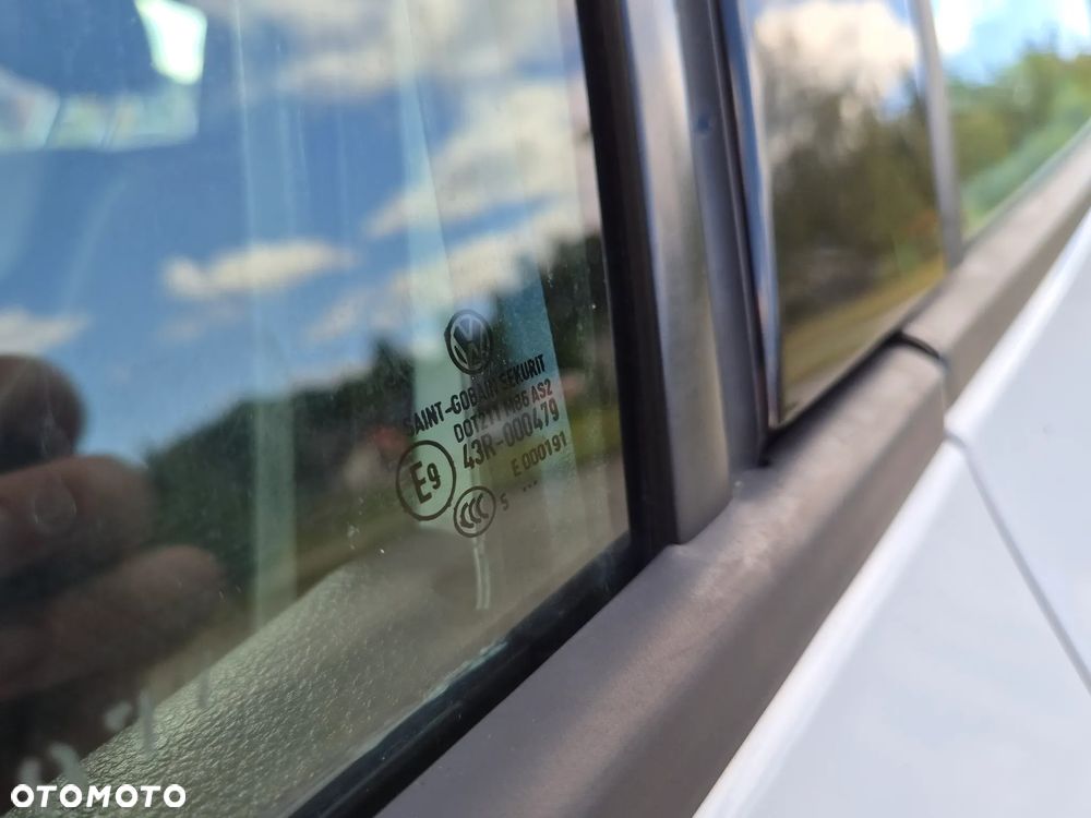 Volkswagen Polo - 22