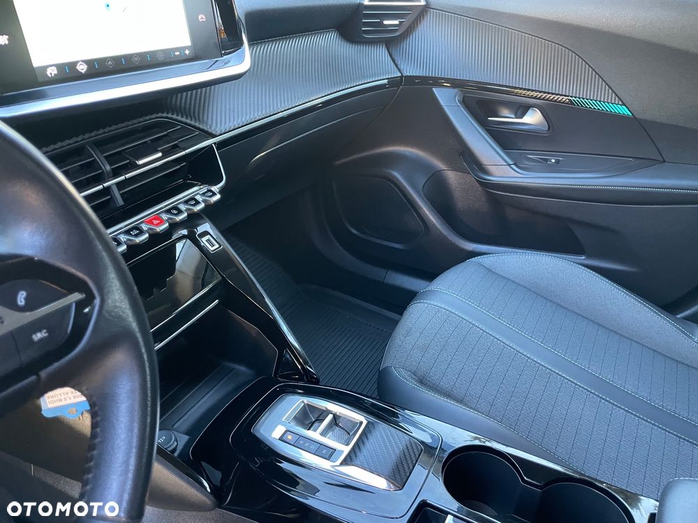 Peugeot 2008 1.5 BlueHDi Allure S&S EAT8 - 15