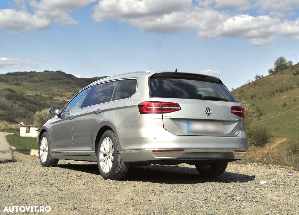 Volkswagen Passat 2.0 TDI SCR DSG Highline - 30