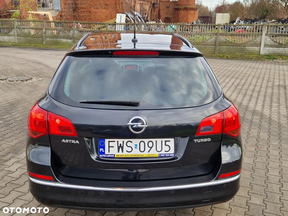 Opel Astra 1.4 Turbo - 4