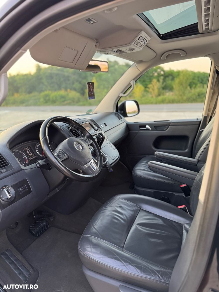 Volkswagen Multivan - 7