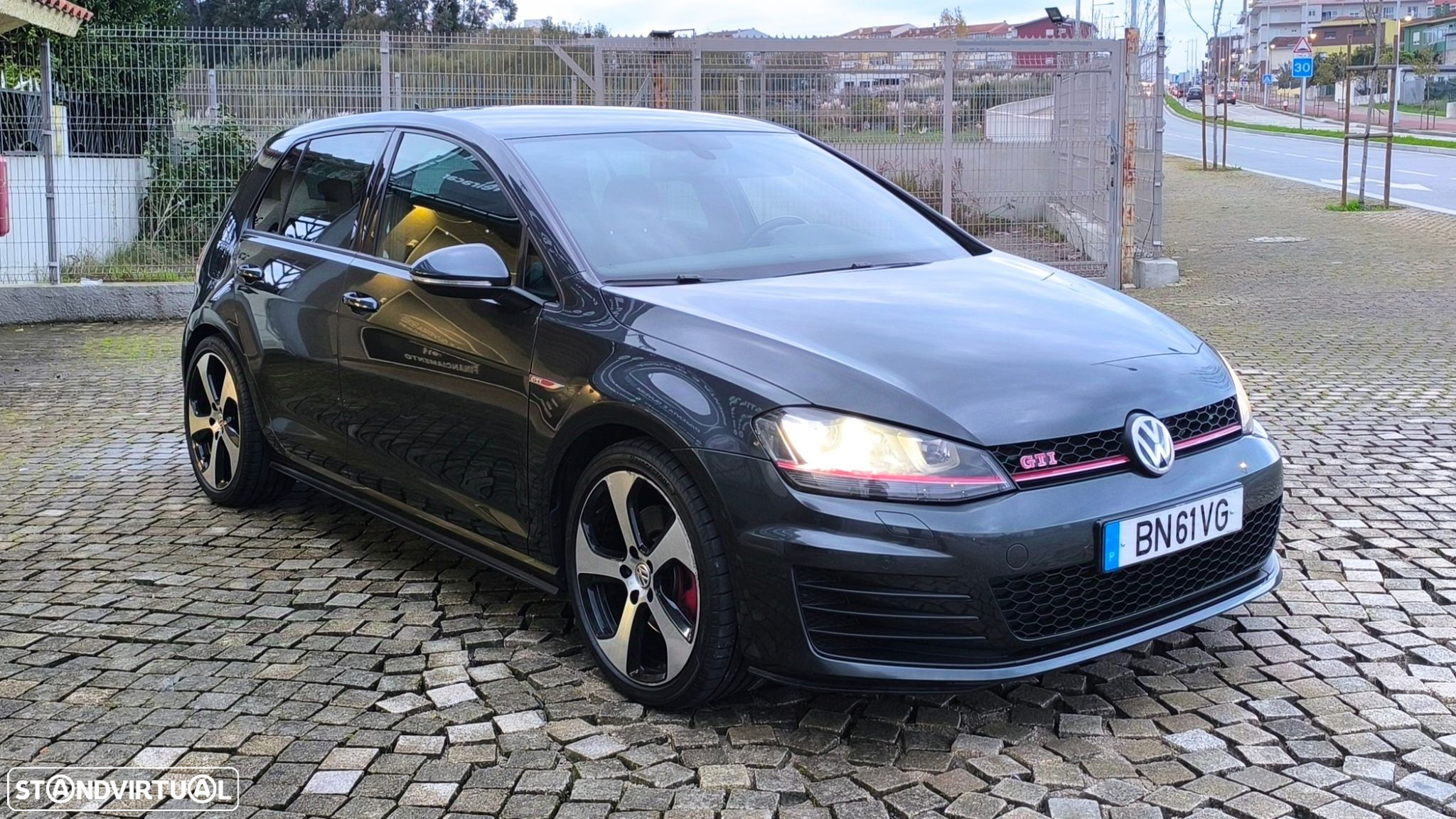 VW Golf 2.0 TSi GTi - 7