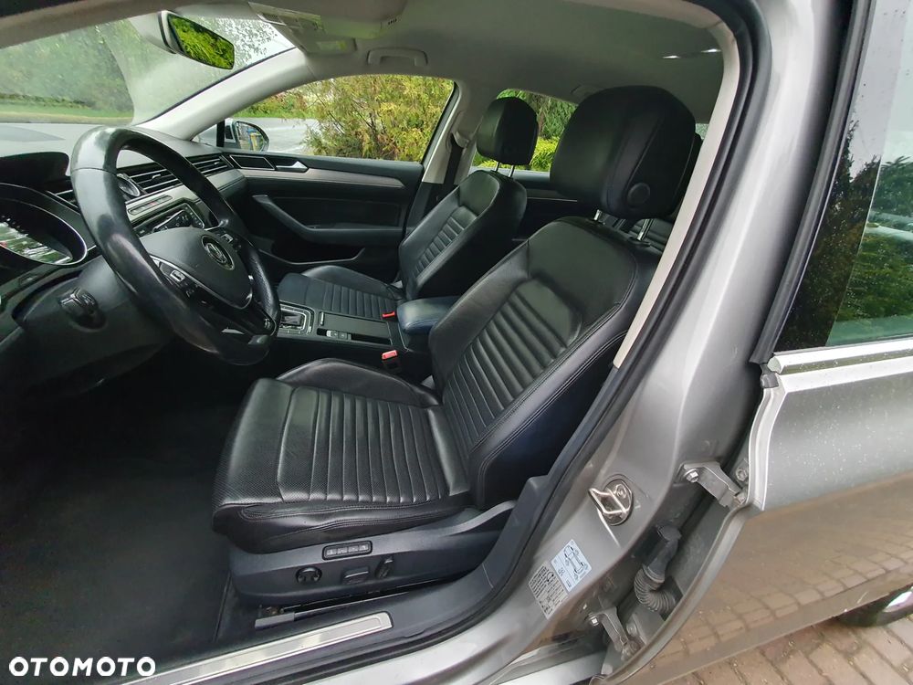 Volkswagen Passat 2.0 TDI SCR DSG Highline - 10