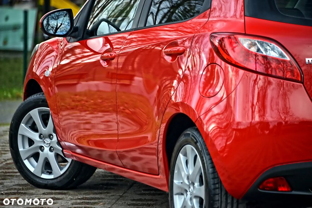 Mazda 2 - 16