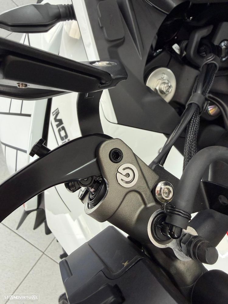 Moto Morini X-Cape 1200 - 17