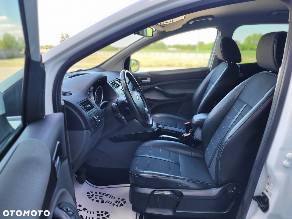 Ford Kuga 2.0 TDCi 4WD Titanium Plus - 13