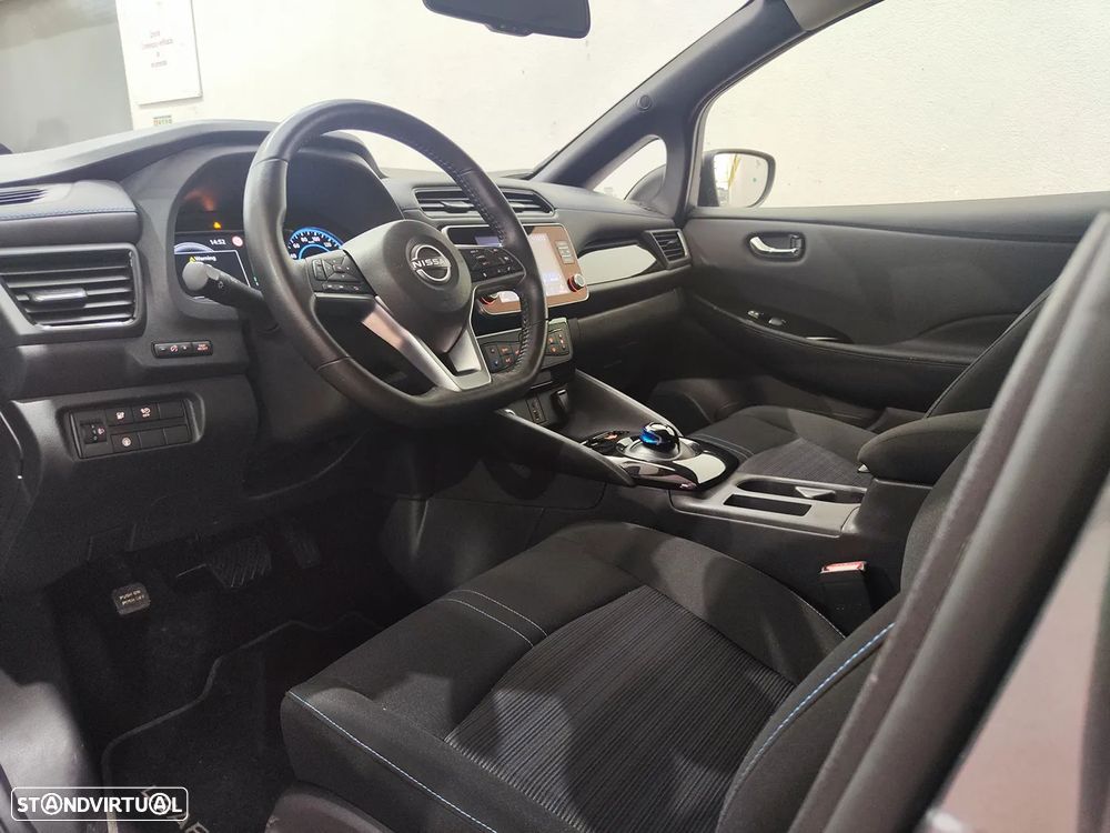 Nissan Leaf N-Connecta - 12