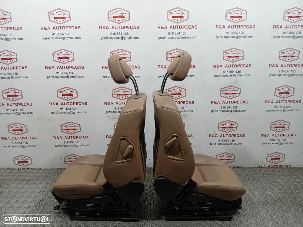 Conjunto de Bancos Elétricos Mercedes Class C W204 Sedan em Pele Original - 14