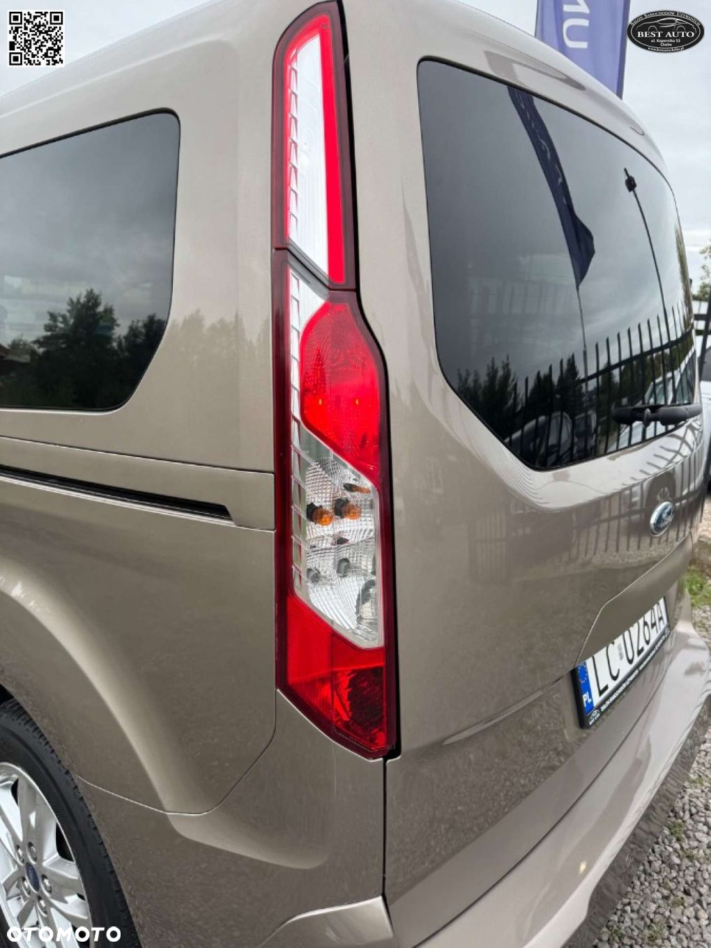 Ford Tourneo Connect Grand - 14