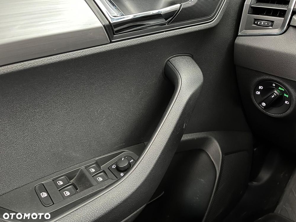 Skoda Karoq 1.5 TSI ACT GPF 4x2 Ambition DSG - 17