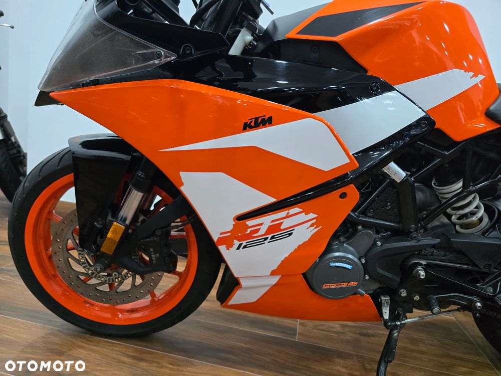 KTM RC 125 - 21