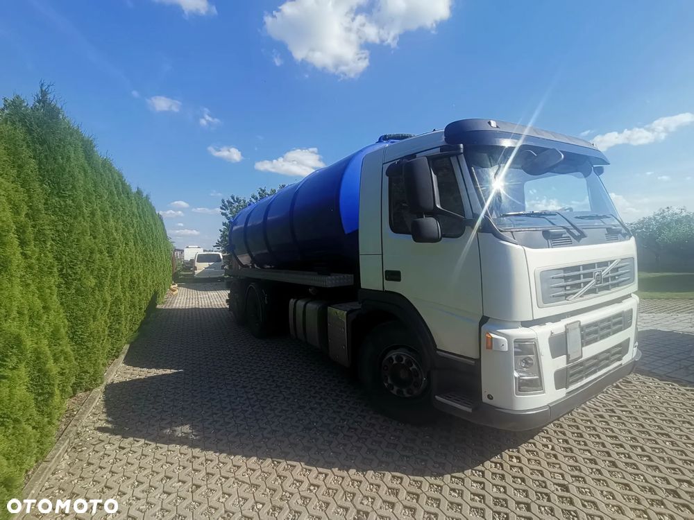 Volvo FM 300 - 2