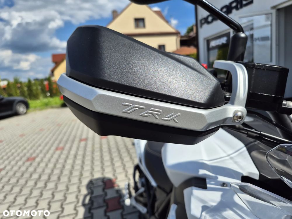 Benelli TRK 502 - 10