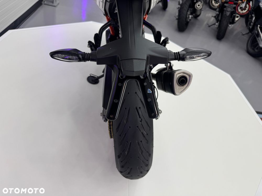 KTM Duke - 20