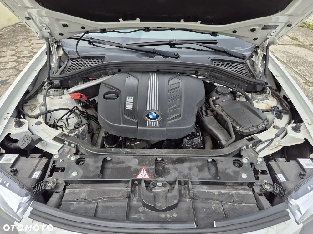 BMW X3 xDrive20d - 34