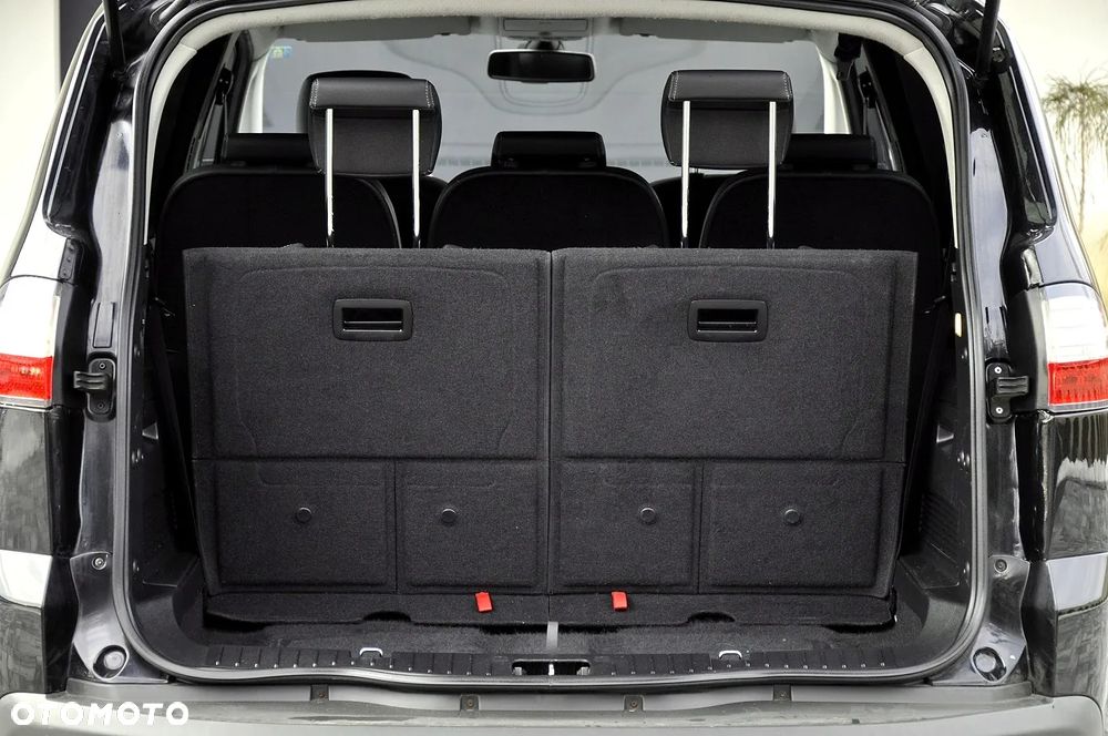 Ford S-Max - 28