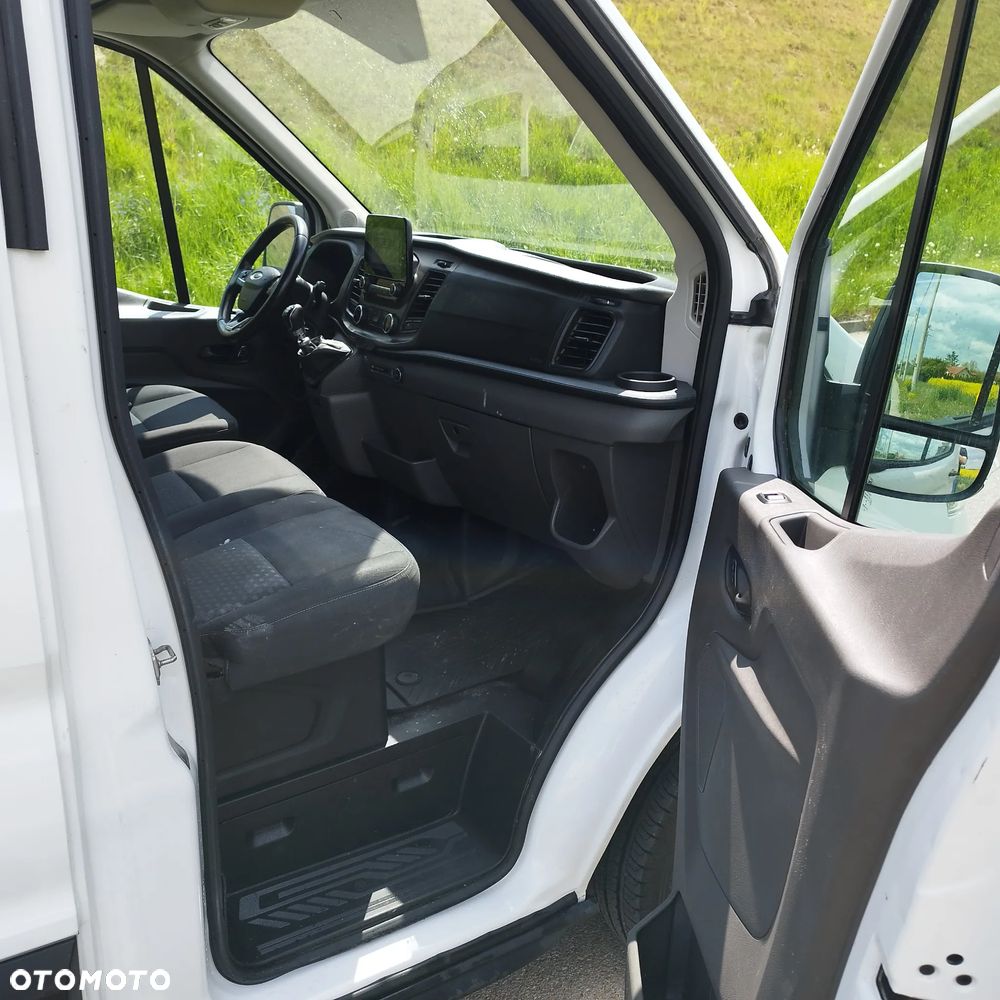 Ford Transit - 10