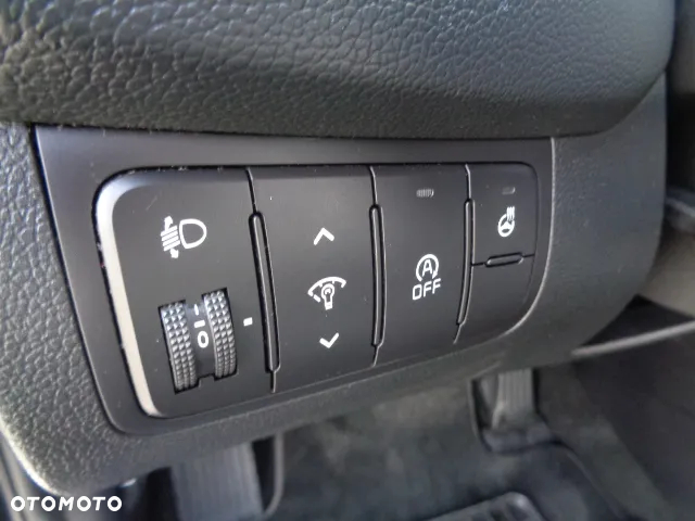 Kia Ceed 1.6 GDI ISG Dream-Team Edition - 21
